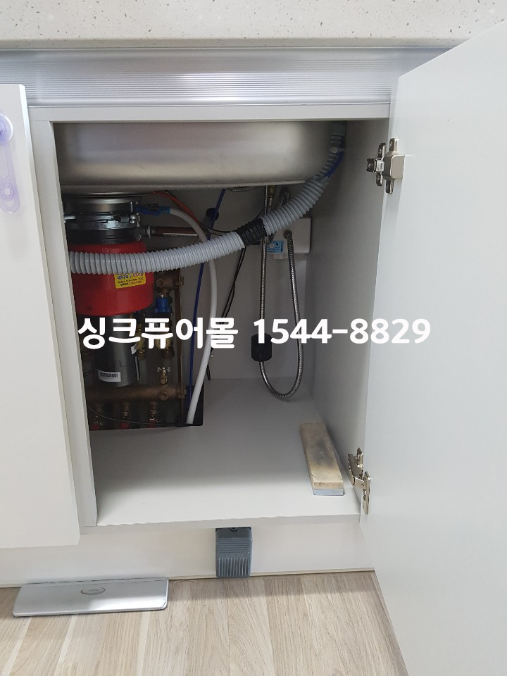 8976f7720612d8e67a83e53d09b3d87b_1560404149_93.jpg